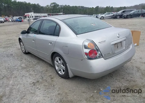 2002 Nissan Altima 2.5 S from USA, damaged, VIN 1N4AL11D92C709665